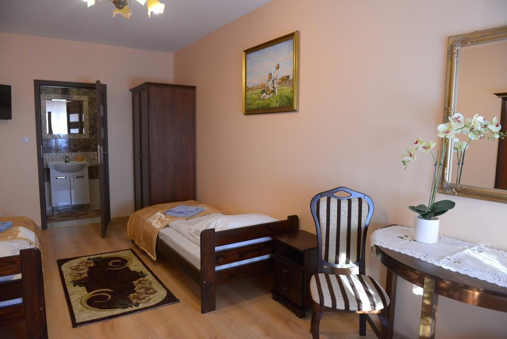Hotelik Pod Lwami Malaszewicze Duze Rum bild