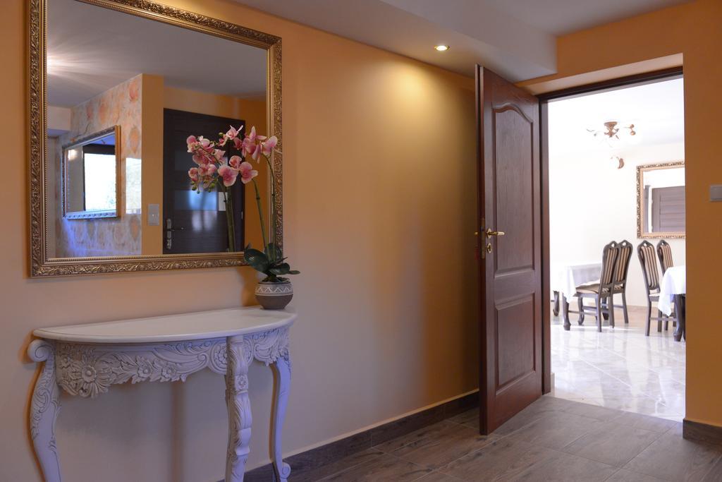 Hotelik Pod Lwami Malaszewicze Duze Exteriör bild